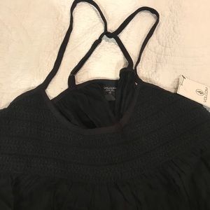 🖤🤍Black Strappy, Flowy Top~Super Flattering🤍🖤